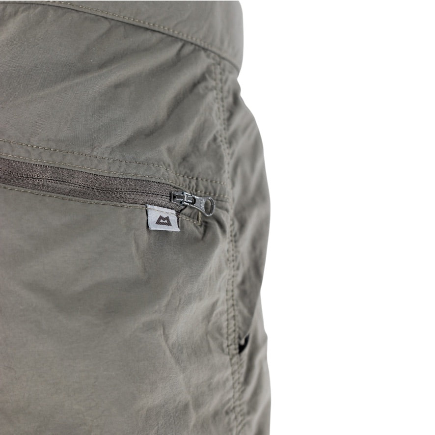Mountain Equipment Shorts Men’s W30 Khaki Lightweight Hiking Walking Outdoor